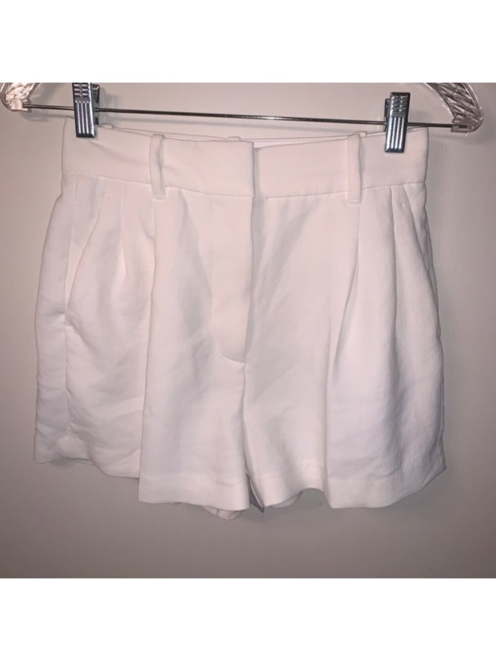 Wilfred The Effortless Short Mini High-waisted Japanese crepe shorts - Picture 3 of 9